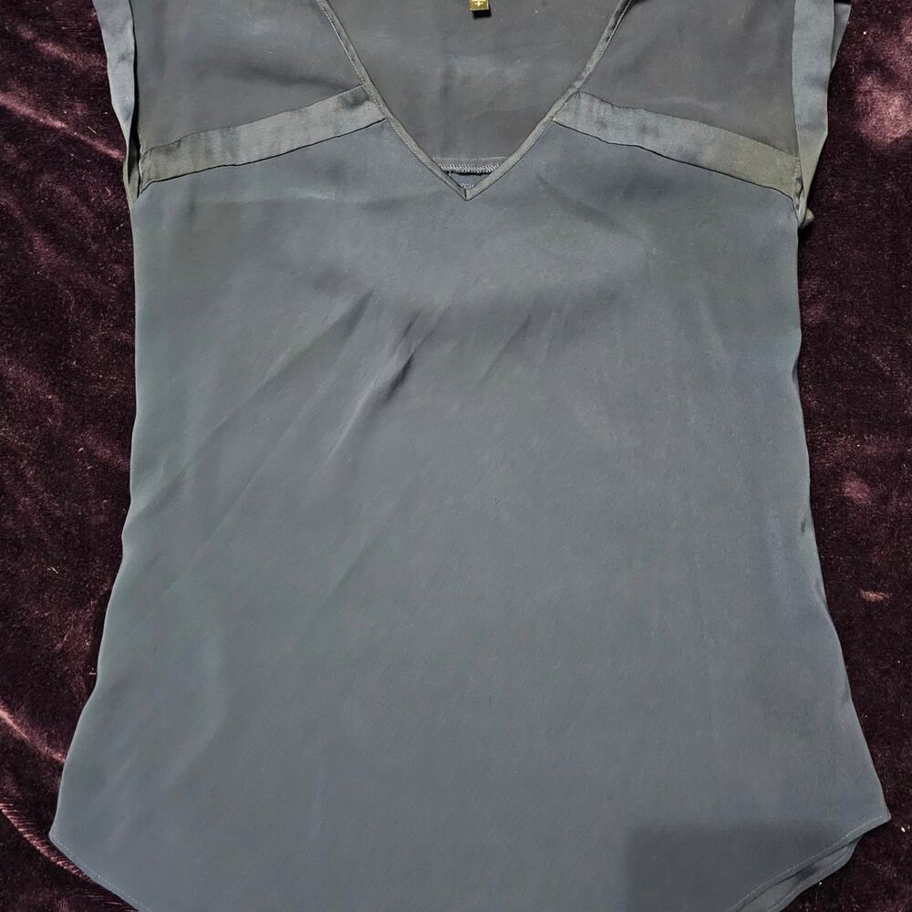 Express blouse small